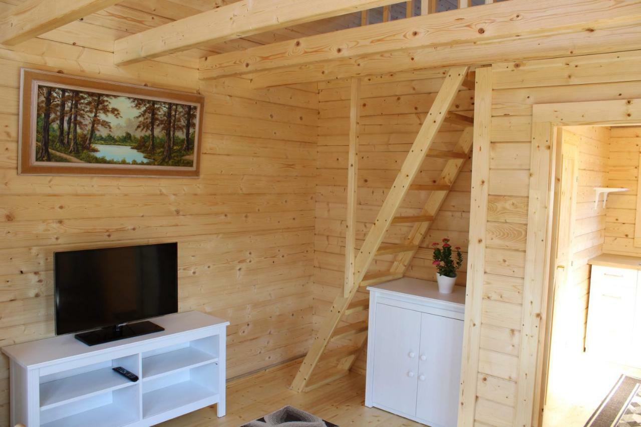Aadel Guesthouse Pärnu Exteriör bild